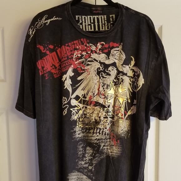 Clothing - Picture 1 of 4